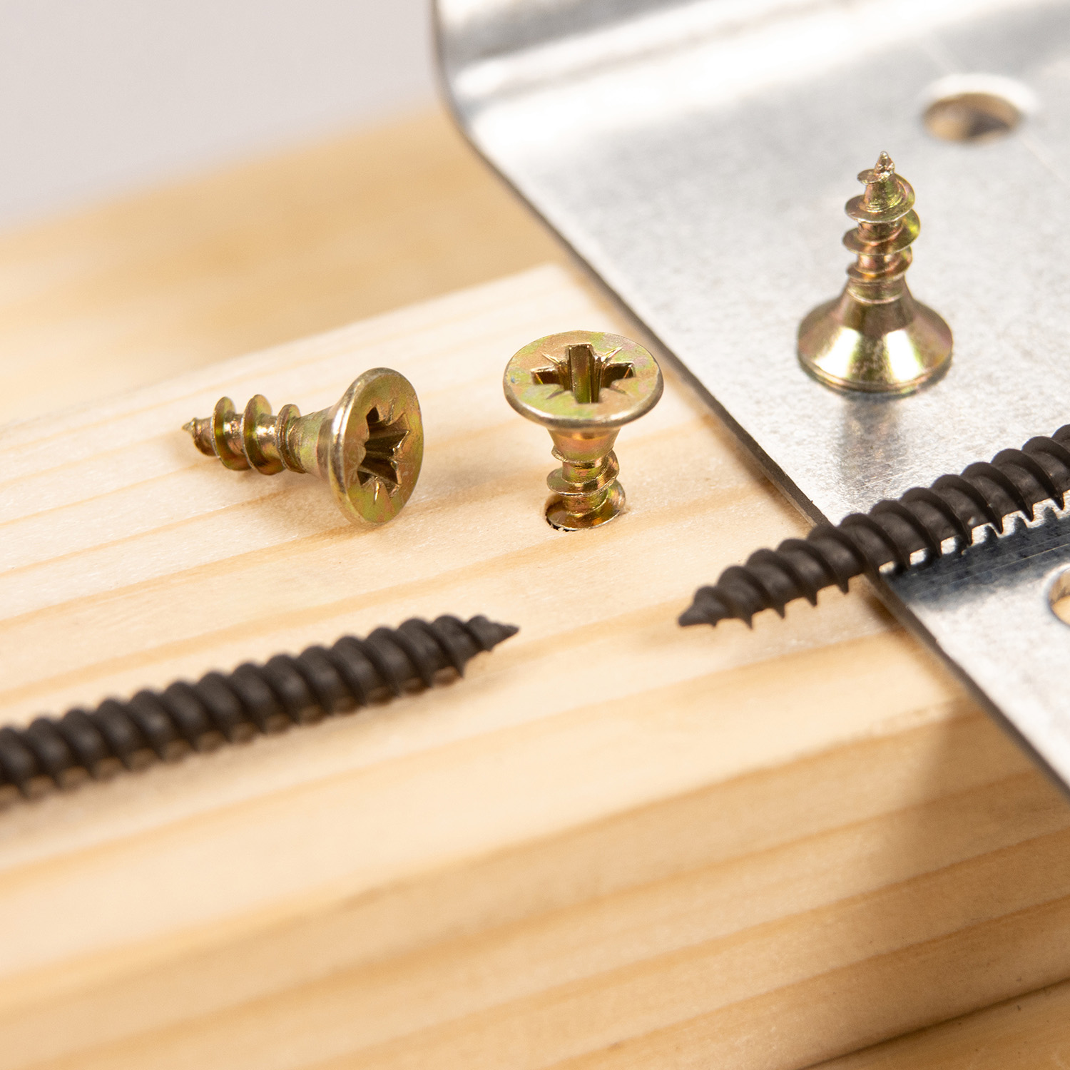 Шурупы жёлтые BROZEX пакет 4*12 (40шт) *10/100 Шурупы жёлтые BROZEX пакет 4*12 (40шт) *10/100