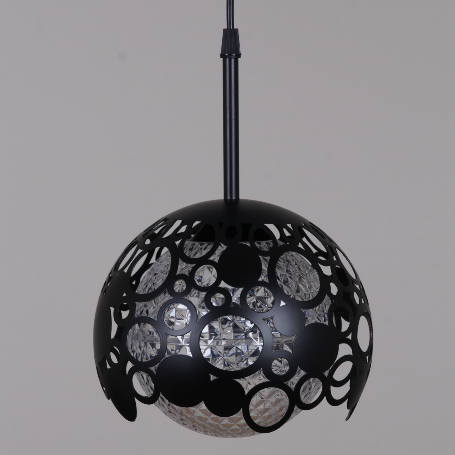 Люстра 05911-0.9-01 BK Е27 40Вт S=6м2  *1/12