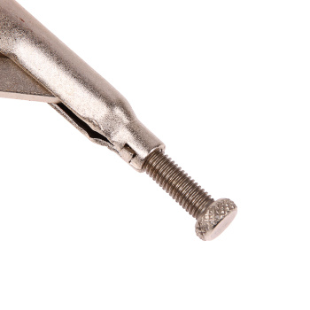 Тиски ручные 175мм (7") "888" (арт.6832727) *1/6/60 Тиски ручные 175мм (7") "888" (арт.6832727) *1/6/60