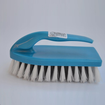 Щетка одежная "Утюг" БОЛЬШАЯ MPG961147 ("МультиПласт") *1/50