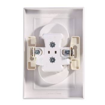 Розетка "ATLAS DESIGN" СП 2-мест. белая б/з 16А в сборе 16А SchE ATN000120 *1/15/90